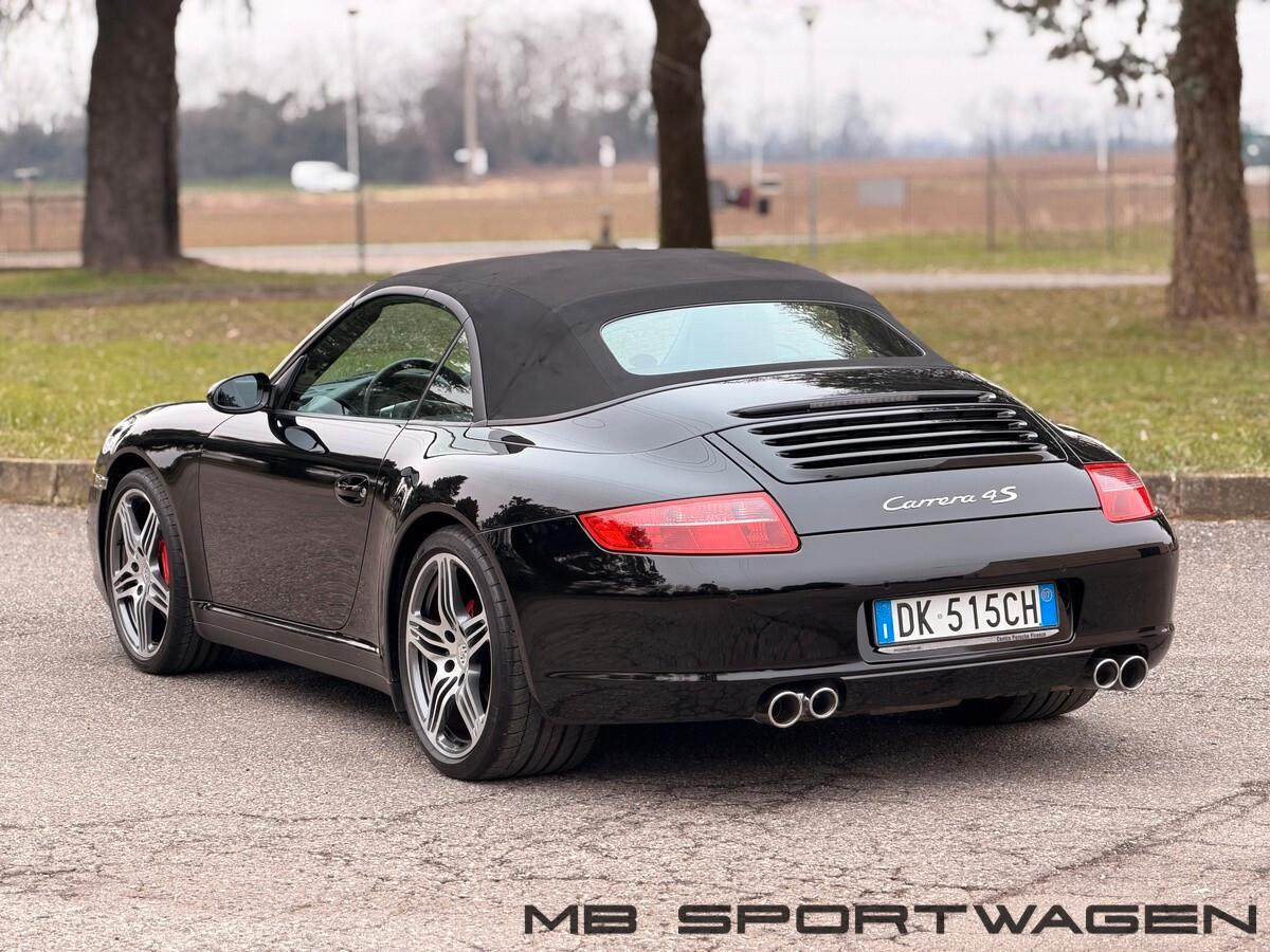 Porsche 911 Carrera 4S Cabriolet