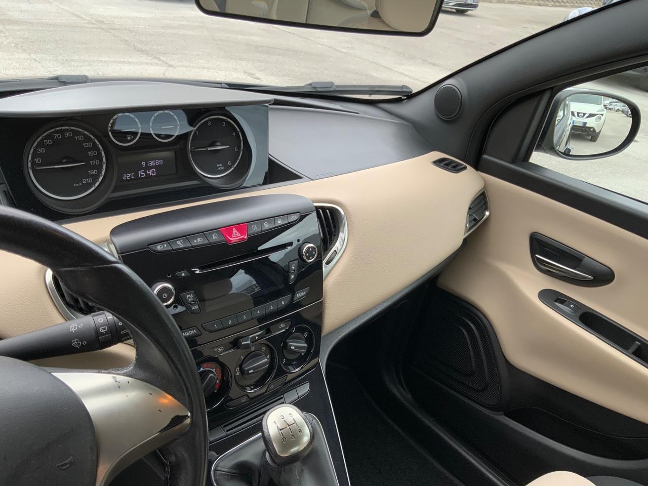 Lancia Ypsilon 1.3 MJT 16V 95 CV 5 porte S&S Gold