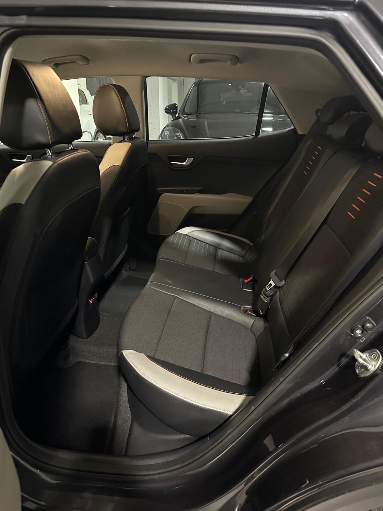 Kia Stonic 1.4 MPI EcoGPL Energy