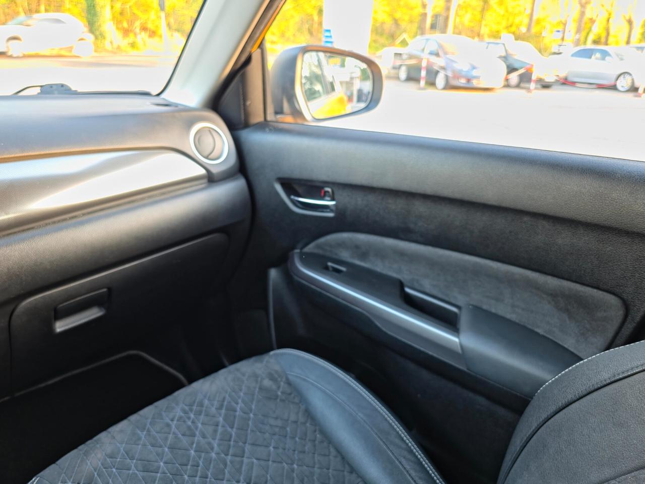 Suzuki Vitara 1.4 Hybrid Top CV-129 2020-E6 Manuale