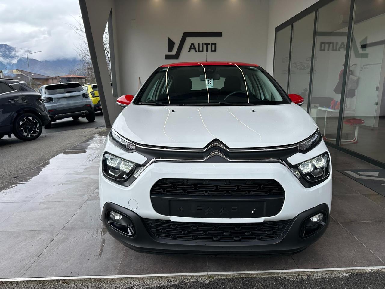 Citroen C3 1.2 puretech Shine s&s 83cv