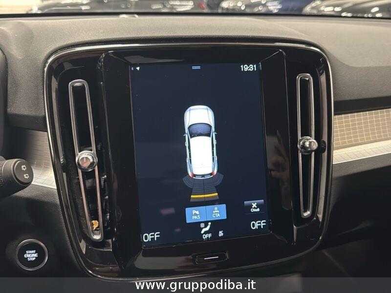 Volvo XC40 Benzina 1.5 t2 Momentum my21