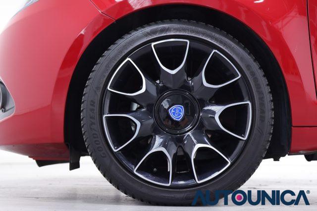 LANCIA Ypsilon 1.0 FIREFLY 5 PORTE S&S HYBRID GOLD FARI LED