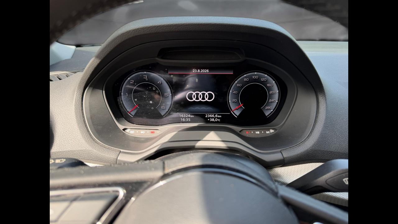 Audi Audi Q2 Business Advanced 35 TDI 110(150) kW(CV) S tronic