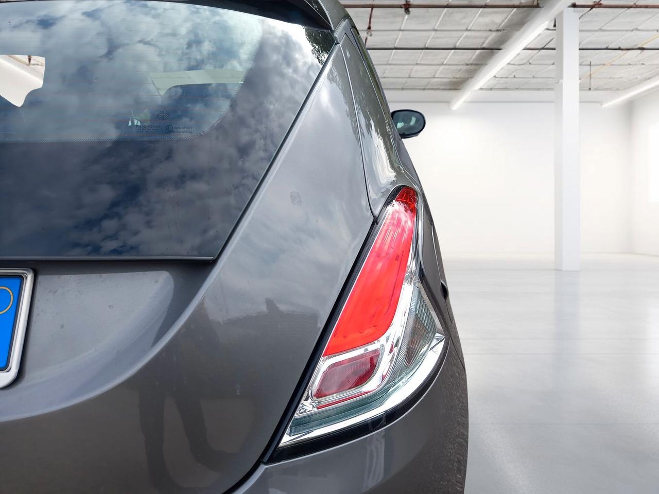 Lancia Ypsilon 1.0 FireFly 5 porte S&S Hybrid Gold Plus