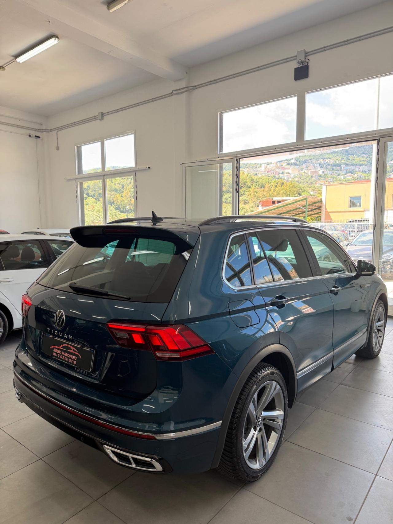 VW Tiguan 2.0 TDI 150 CV SCR DSG R-Line FINANZIABILE
