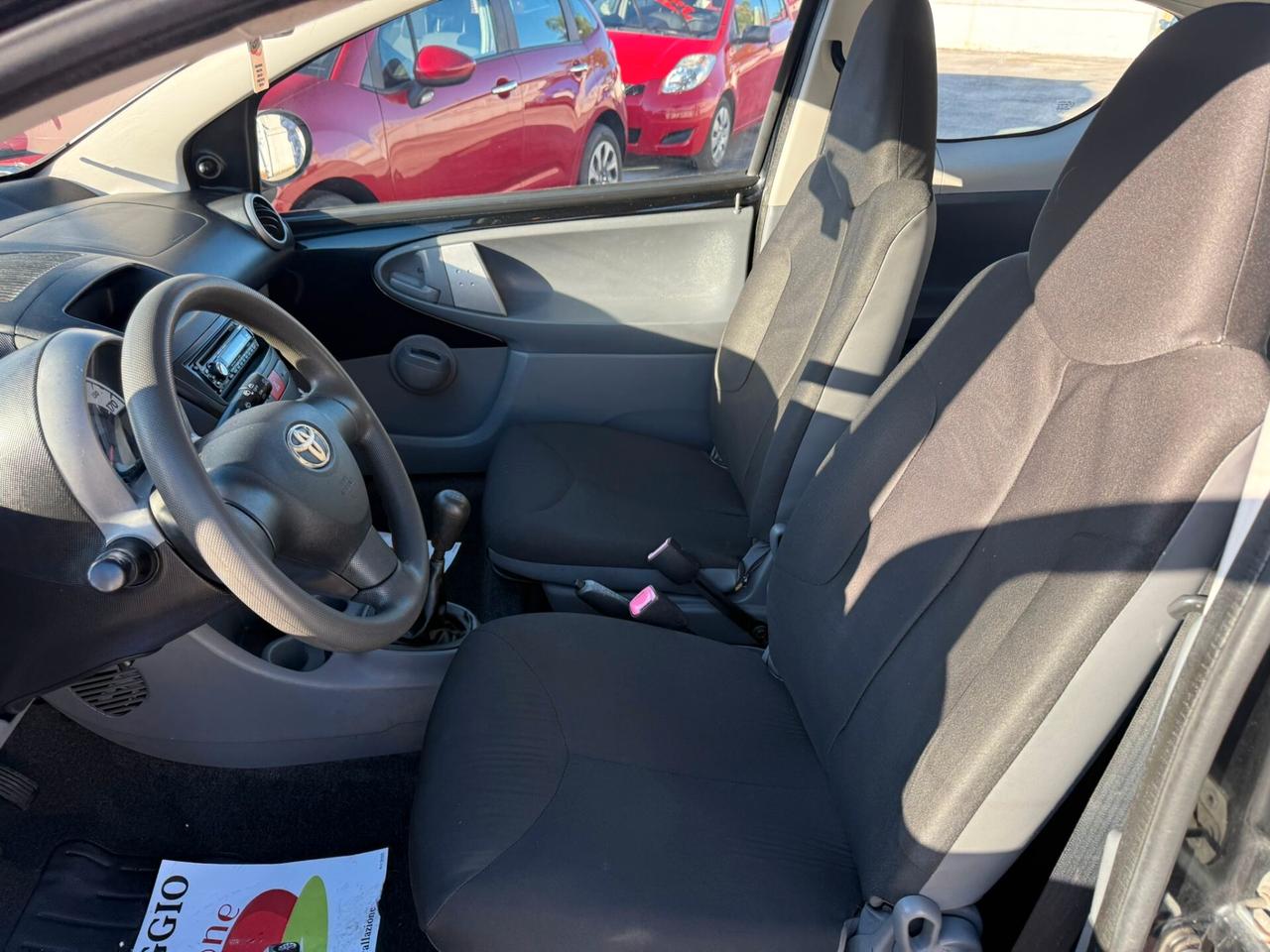 Toyota Aygo 1.0 VVT-i 69 CV 5 porte x-business