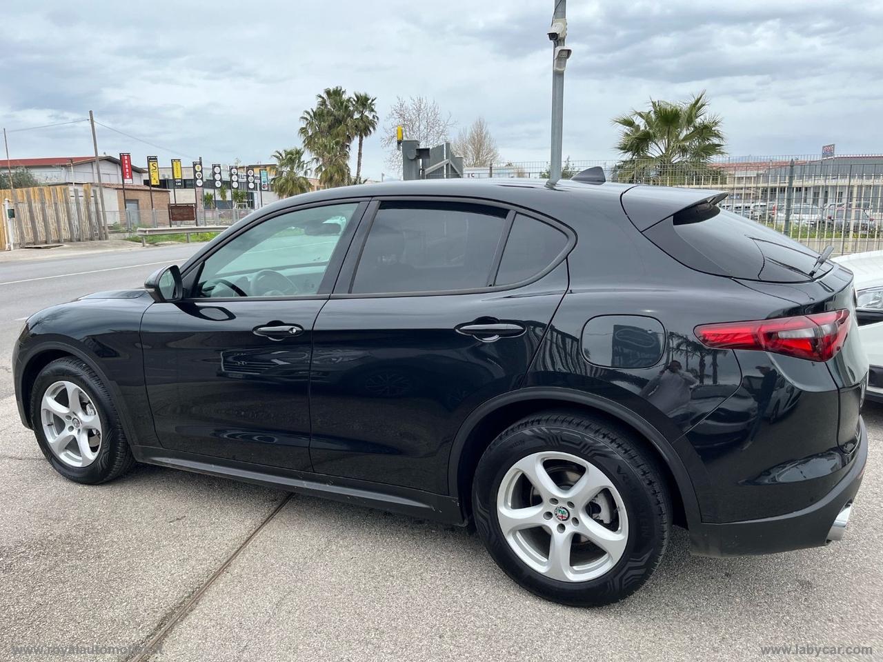 ALFA ROMEO Stelvio 2.2 T.diesel 150CV AT8 RWD Super PARI AL NUOVO