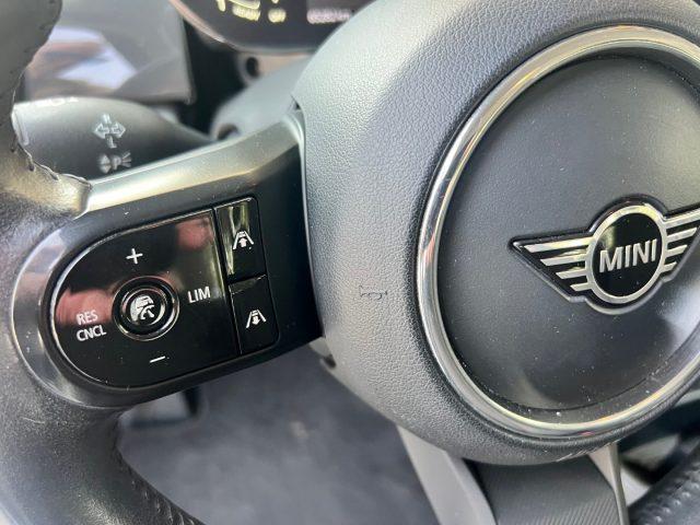 MINI Cooper 1.5 Cooper Business 5 porte