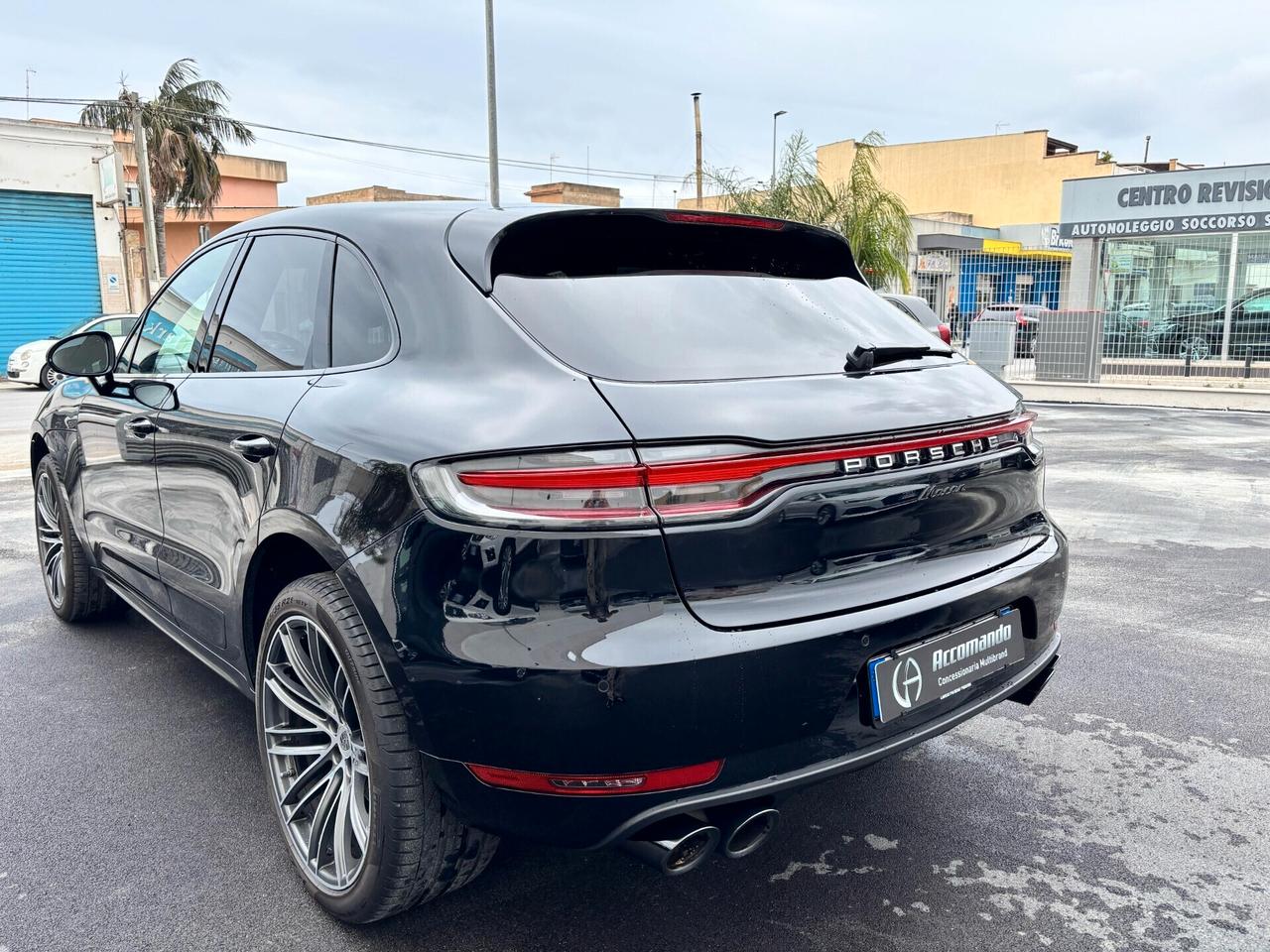 Porsche Macan 2.0 245CV PDK