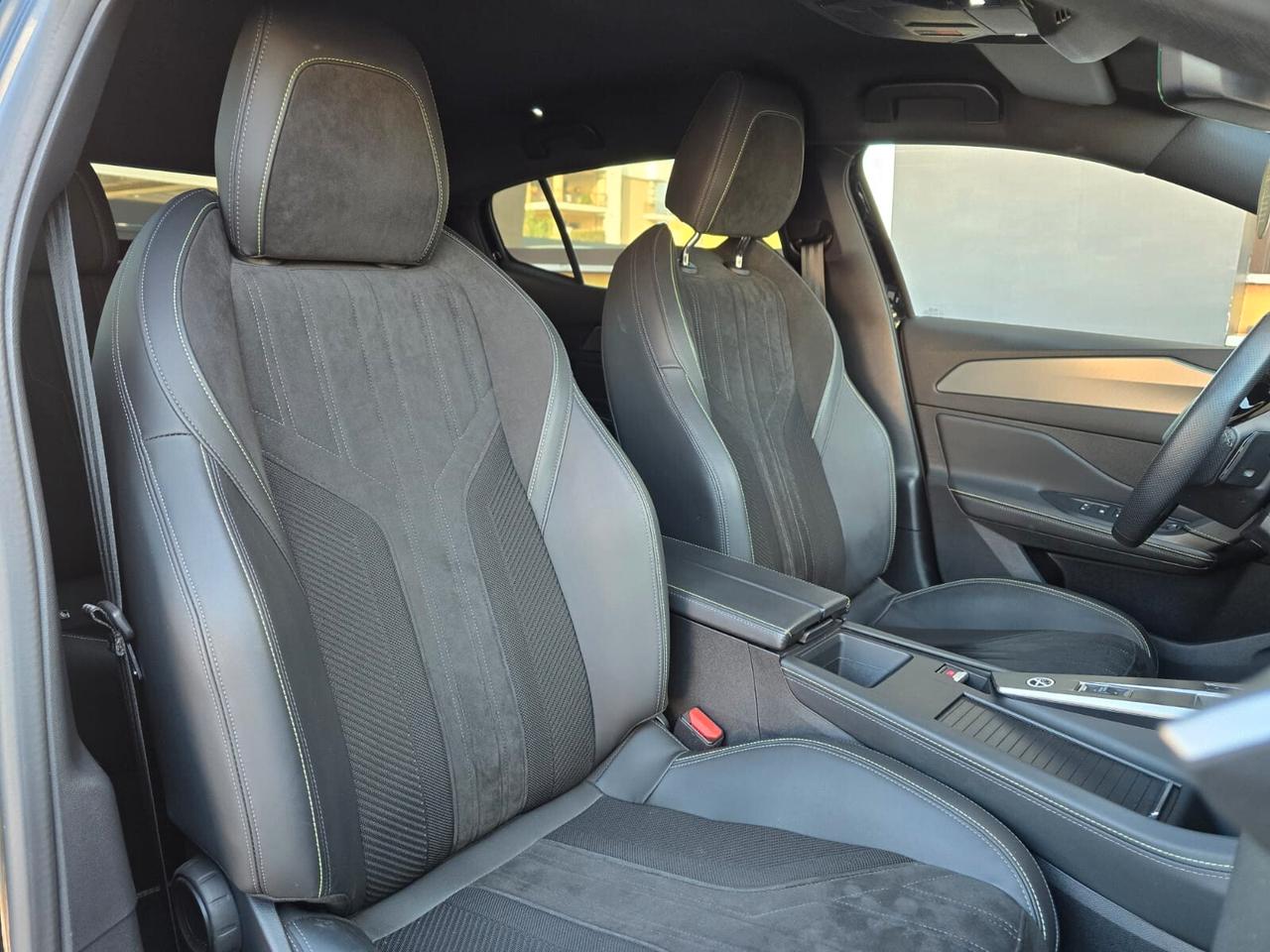 Peugeot 408 PureTech 130 S&S EAT8 GT