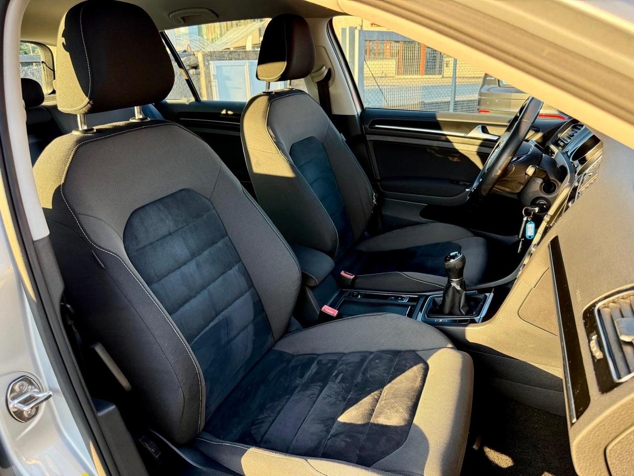 Volkswagen Golf 1.6 TDI 5p. Highline 180.000Km