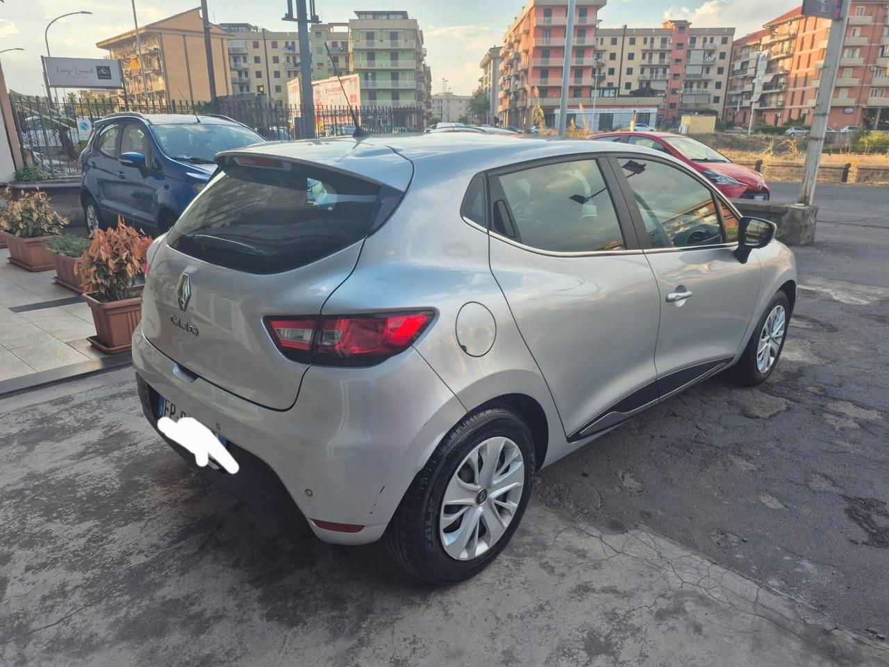 Renault Clio TCe 12V 90 CV Start&Stop 5 porte Energy Duel