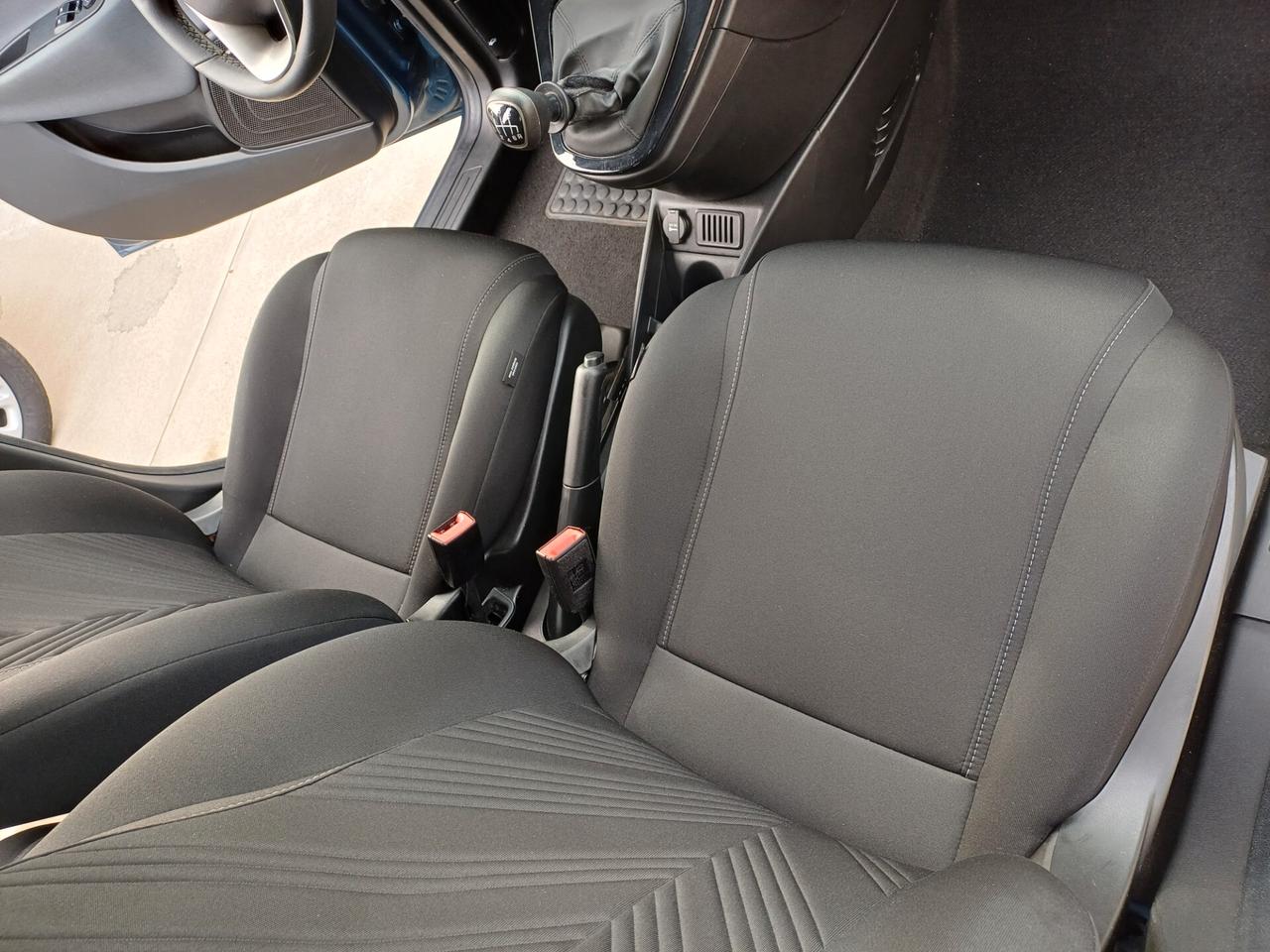 Lancia Ypsilon 1.0 FIRE FLY HYBRID 5 PORTE