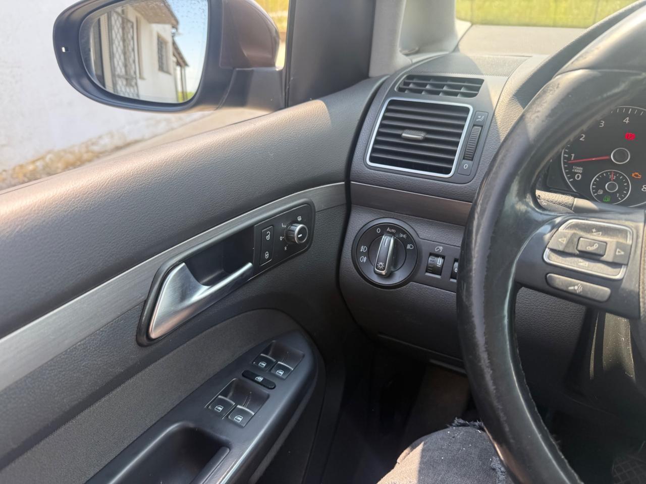 Volkswagen Touran 1.4 TSI Highline EcoFuel