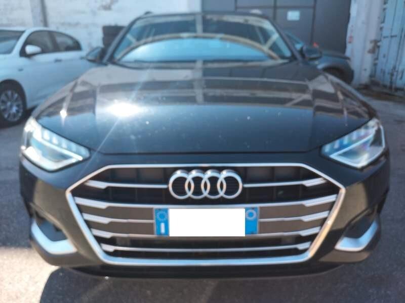 Audi A4 Avant 40 g-tron S tronic ACC- MATRIX !!!