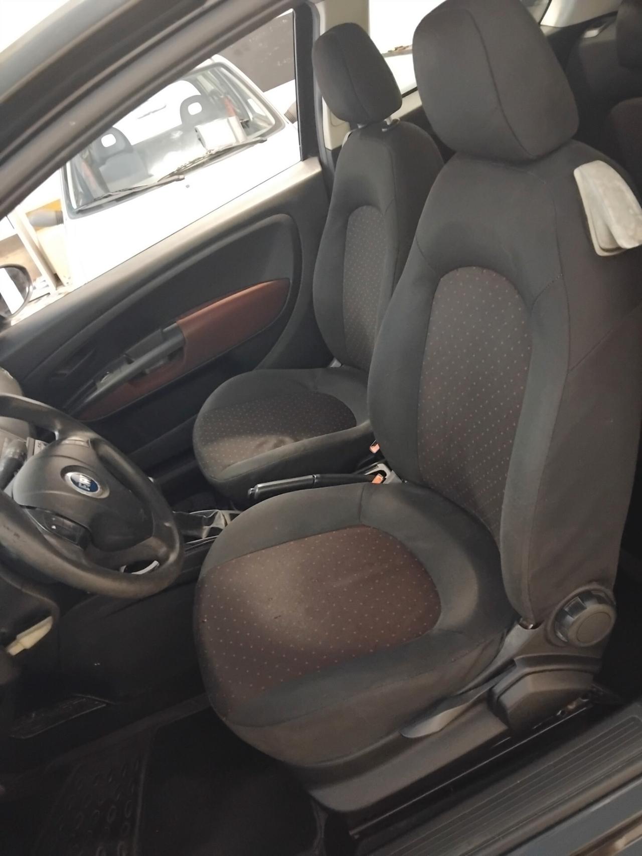 Fiat Grande Punto 1.3 MJT 75 CV 3 porte Active