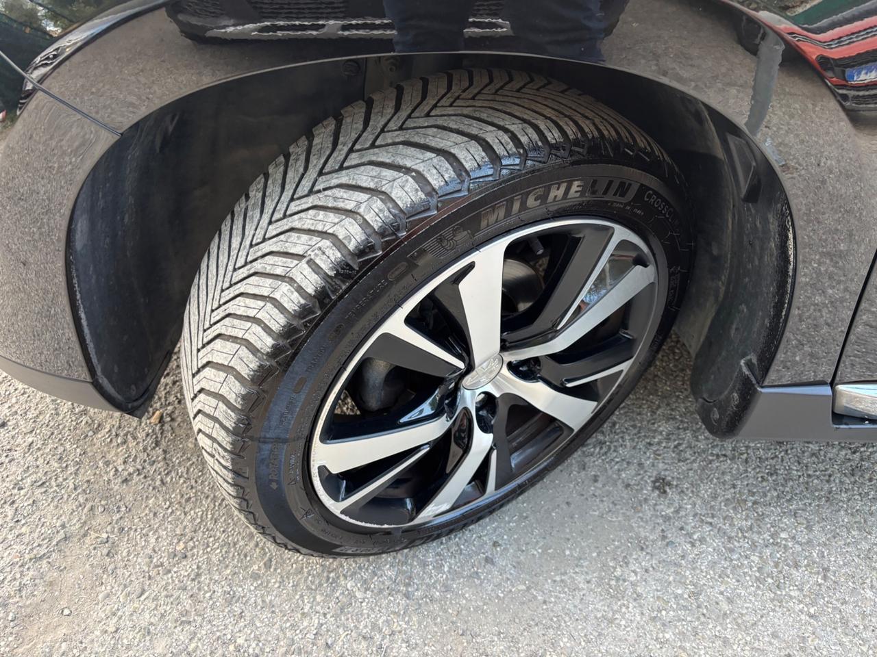Peugeot 2008 1.6 hdi OK NEOPATENTATI