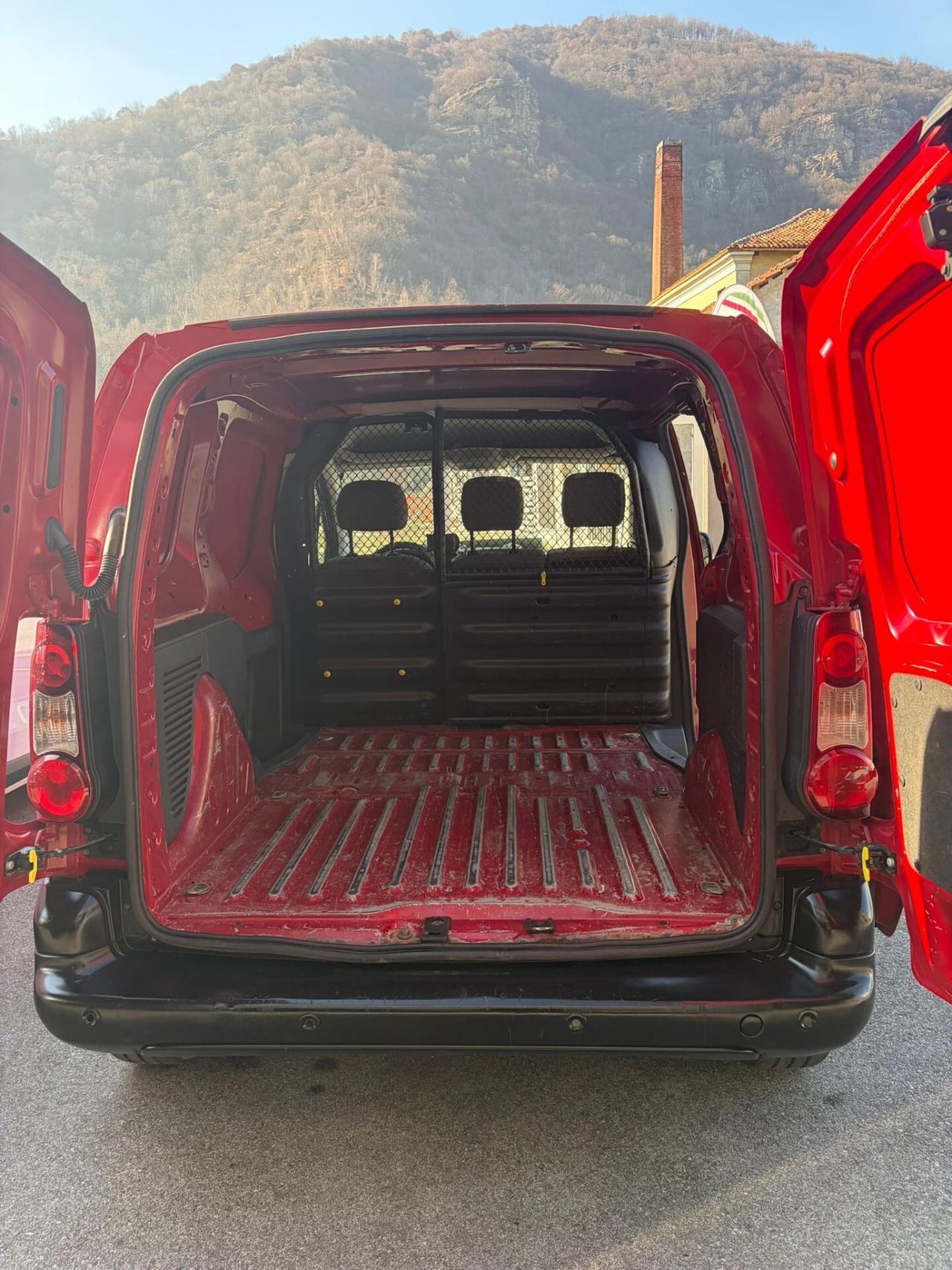 Peugeot AUTOCARRO 3 POSTI