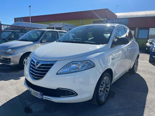 LANCIA Ypsilon 1.2 69 CV 5 porte S&S Silver