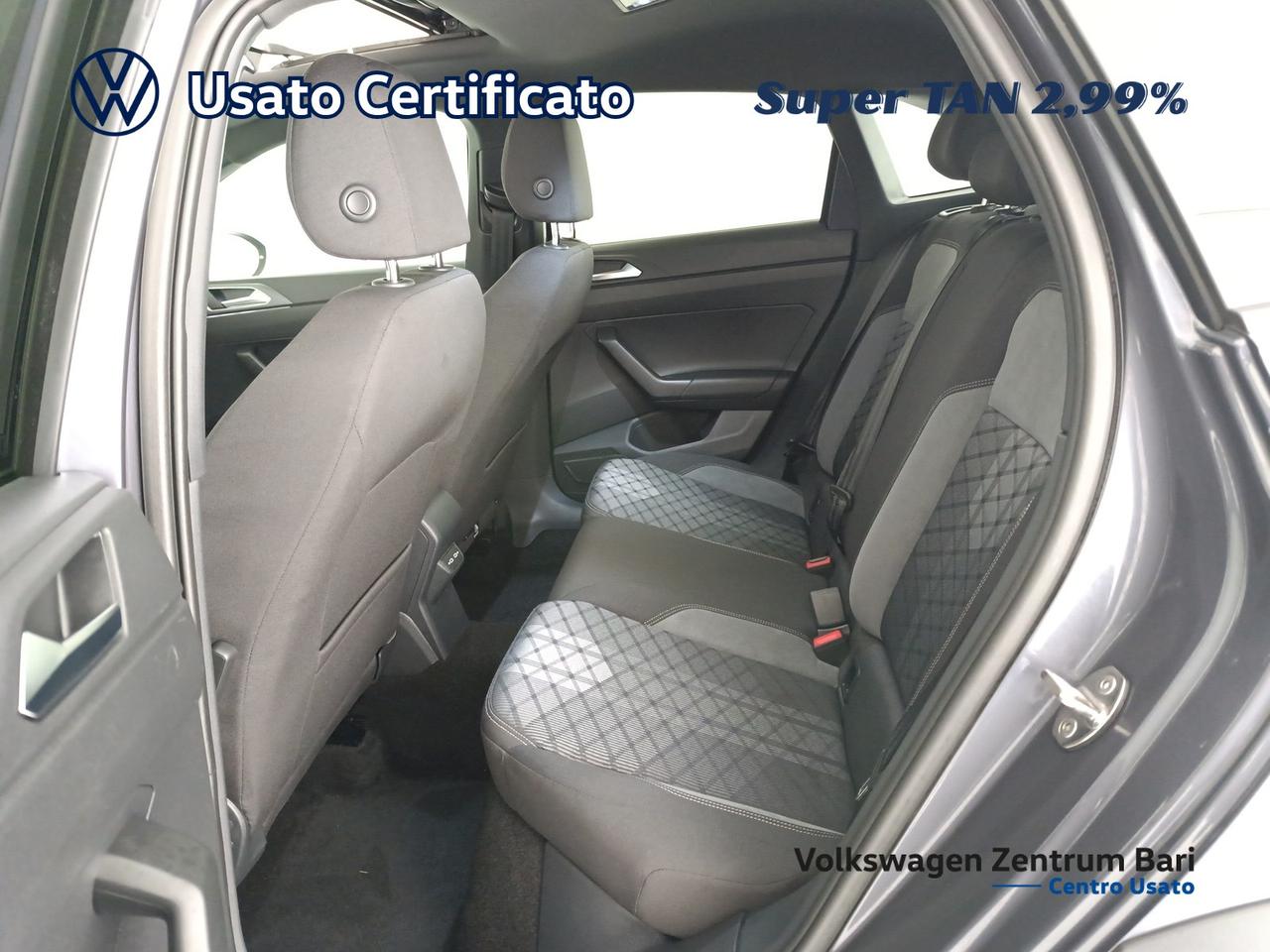 Volkswagen Taigo 1.0 tsi r-line 115cv