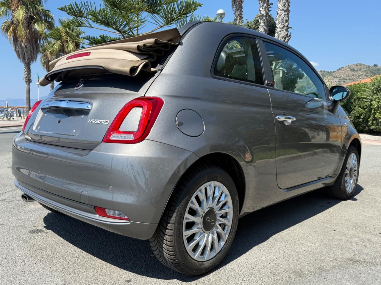 Fiat 500 C 1.0 Hybrid Lounge