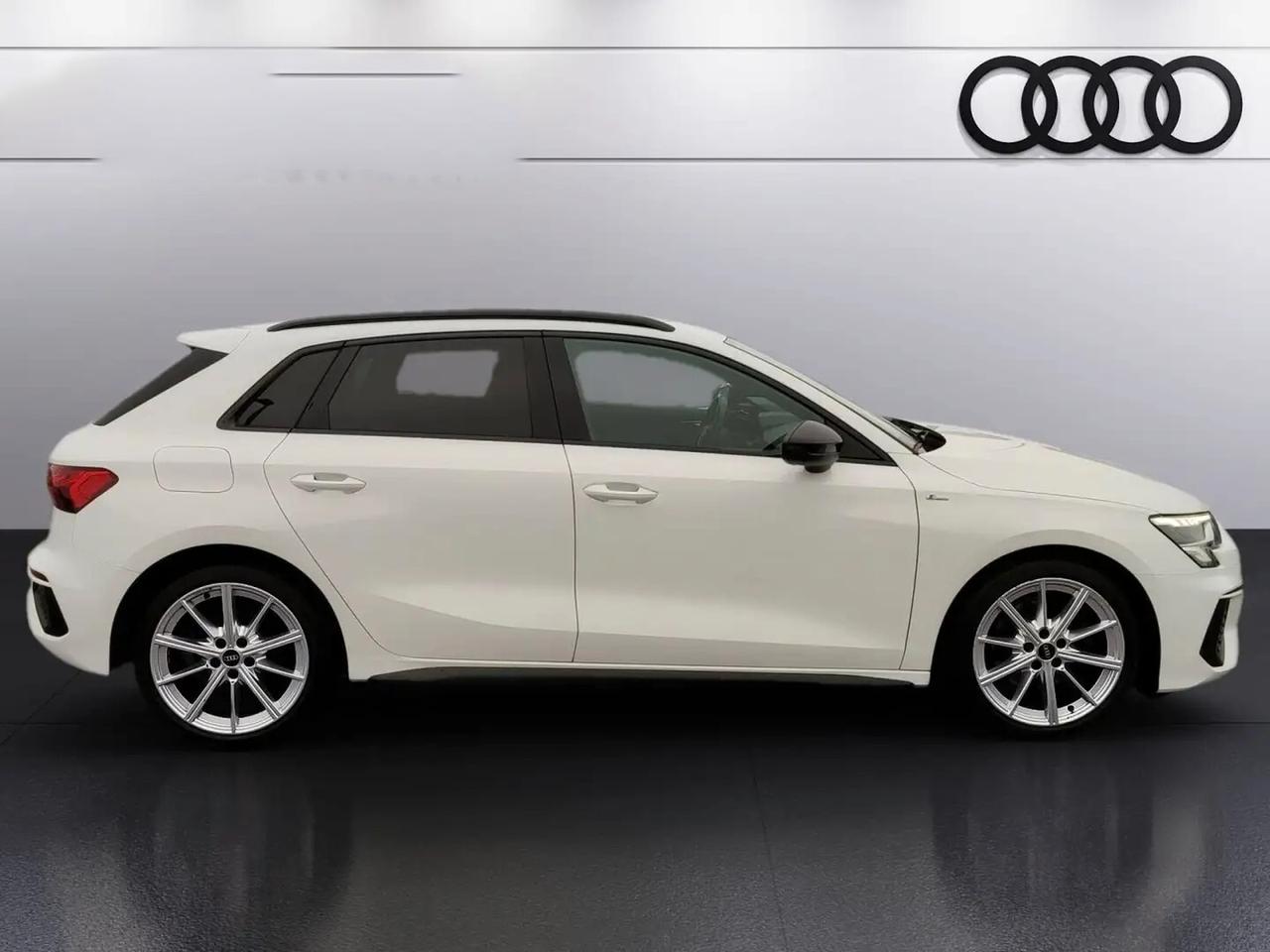 Audi A3 SPB 35 TDI S line edition