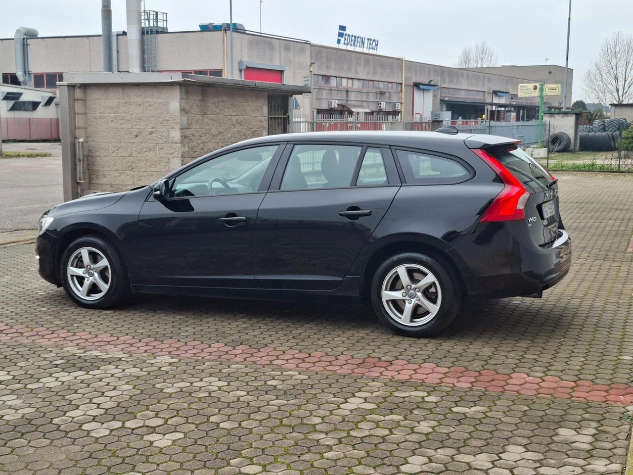 Volvo V60 2.0 d2 Dynamic N1 *IVA INCLUSA*