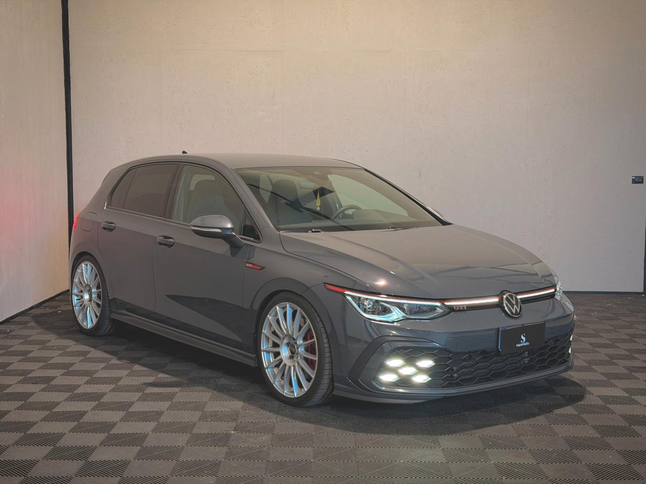 Volkswagen Golf 8 GTI 2.0 TSI DSG - OZ SUPER LEGGERA - REVO