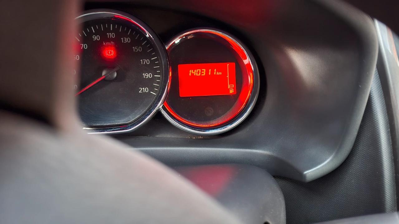 DACIA SANDERO 1.2 GPL 75CV CON 140311 KM € 4500