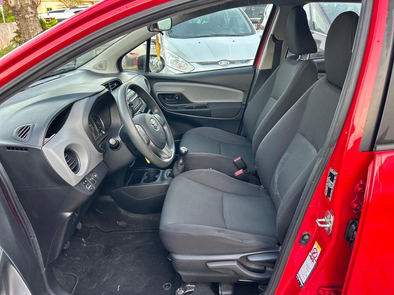 Toyota Yaris 1.0 5 porte Lounge