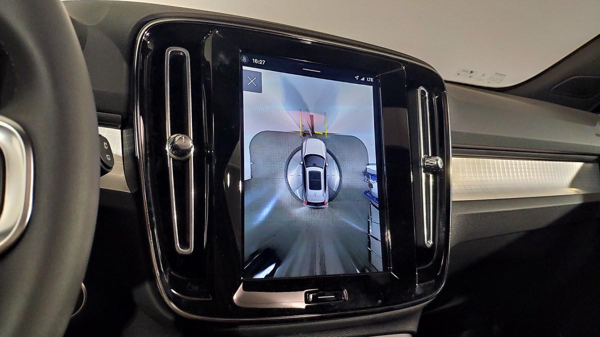 VOLVO Xc40 B3 Mild Hybrid Automatico Plus Dark