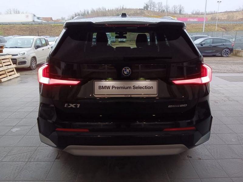 BMW iX1 eDrive 20 X-Line Special Edition