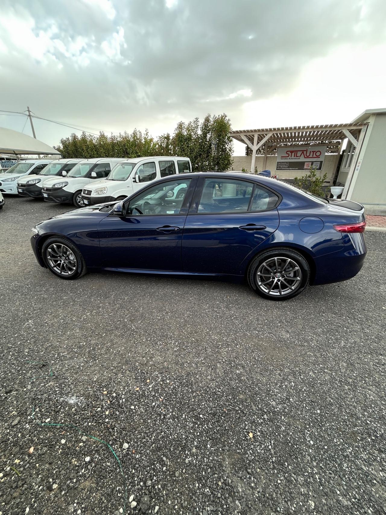 Alfa Romeo Giulia 2.2 Turbodiesel 136 CV AT8 Business