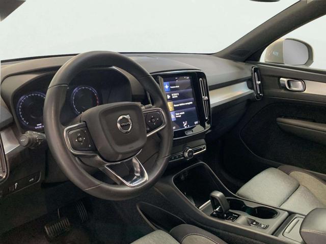 VOLVO XC40 T2 automatico Core