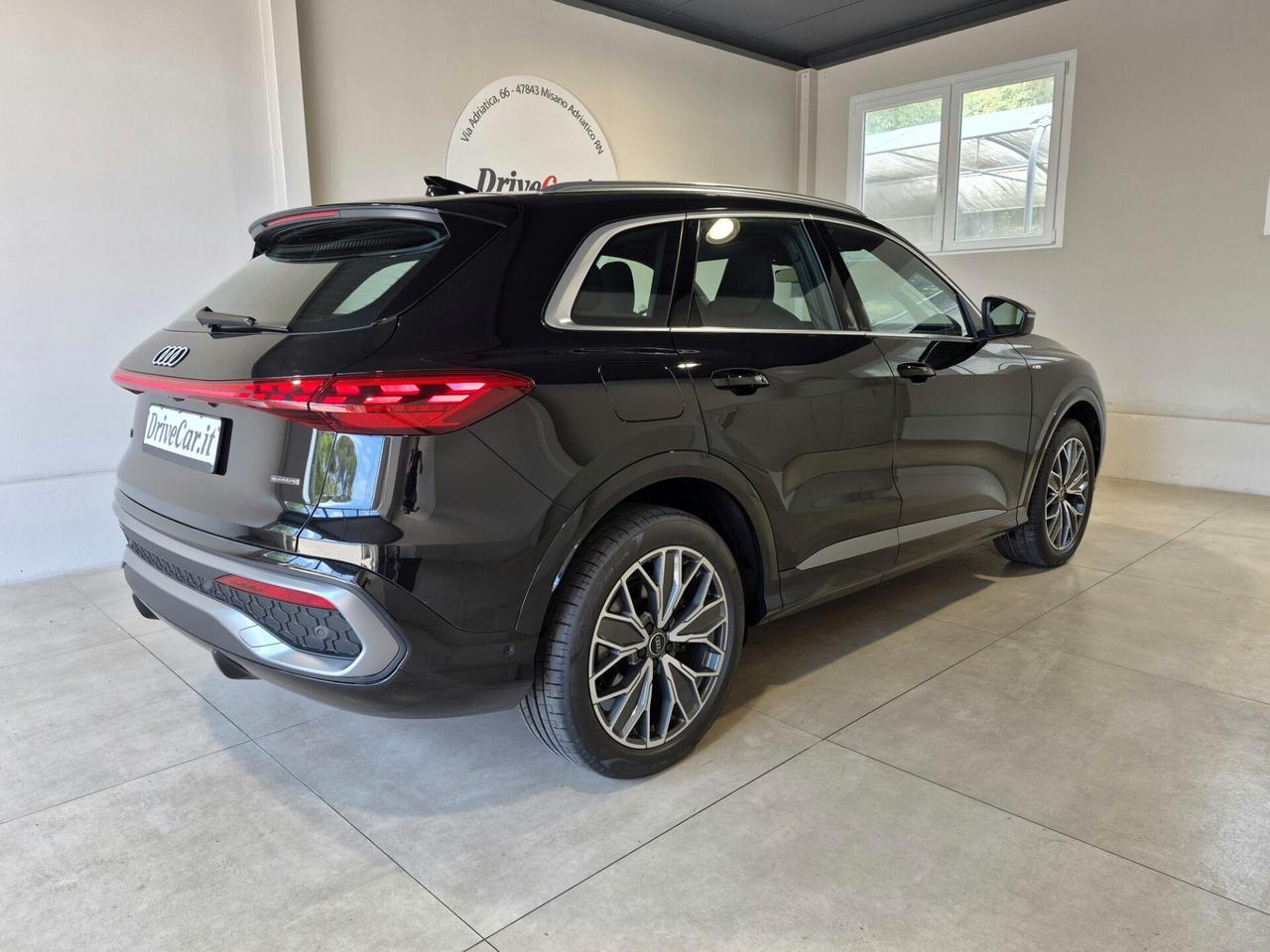 Audi Q5 2.0 TDI MHEV *QUATTRO* S LINE PLUS MATRIX DISPLAY PASS. MMI 360° CARPLAY