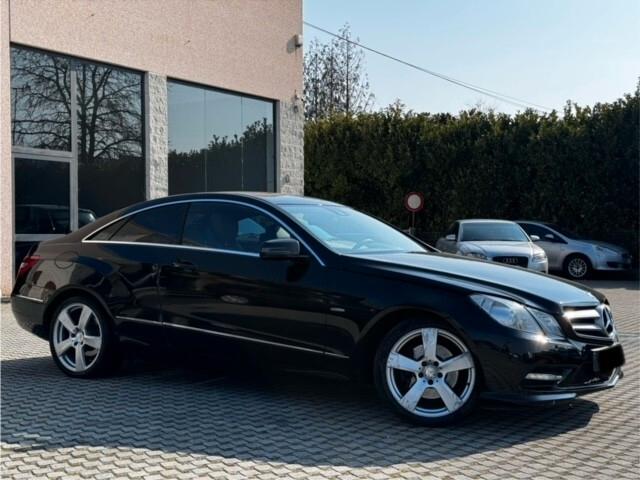 Mercedes-benz E 220 E 220 CDI Coupé BlueEFFICIENCY