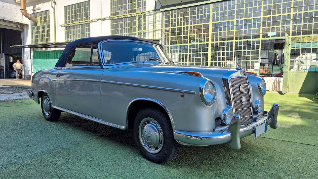 Mercedes-Benz 220 S Ponton Cabriolet W180 – 1957