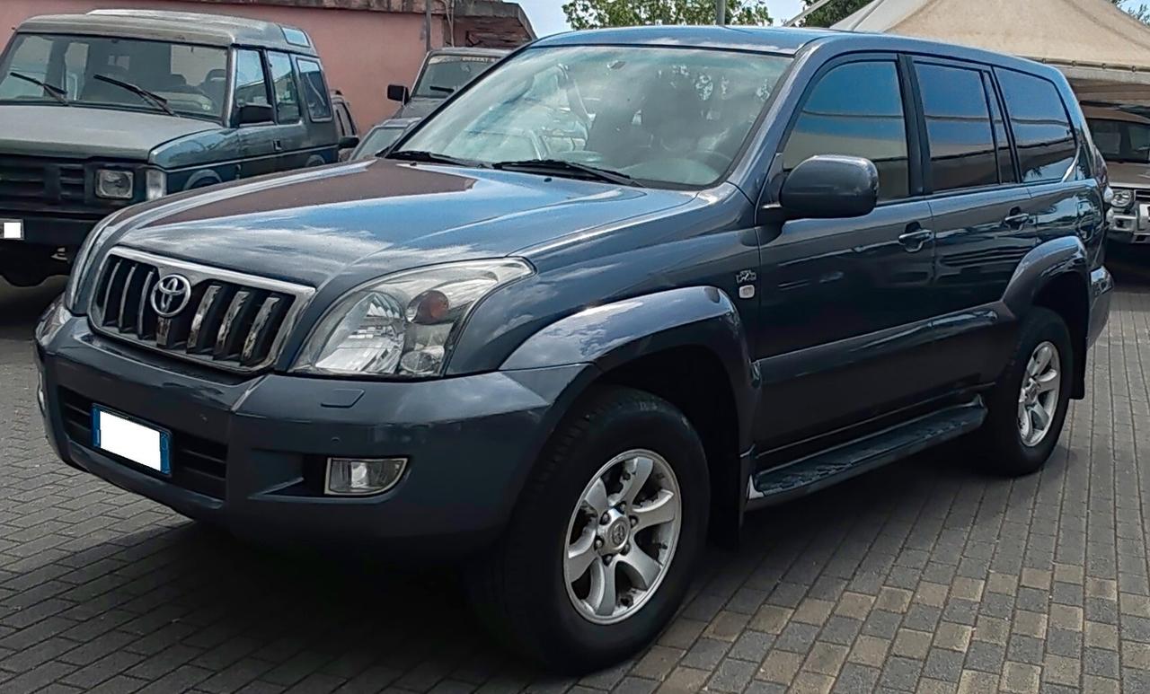 Toyota Land Cruiser 3.0 D-4D 16V cat 5 porte aut. Wagon