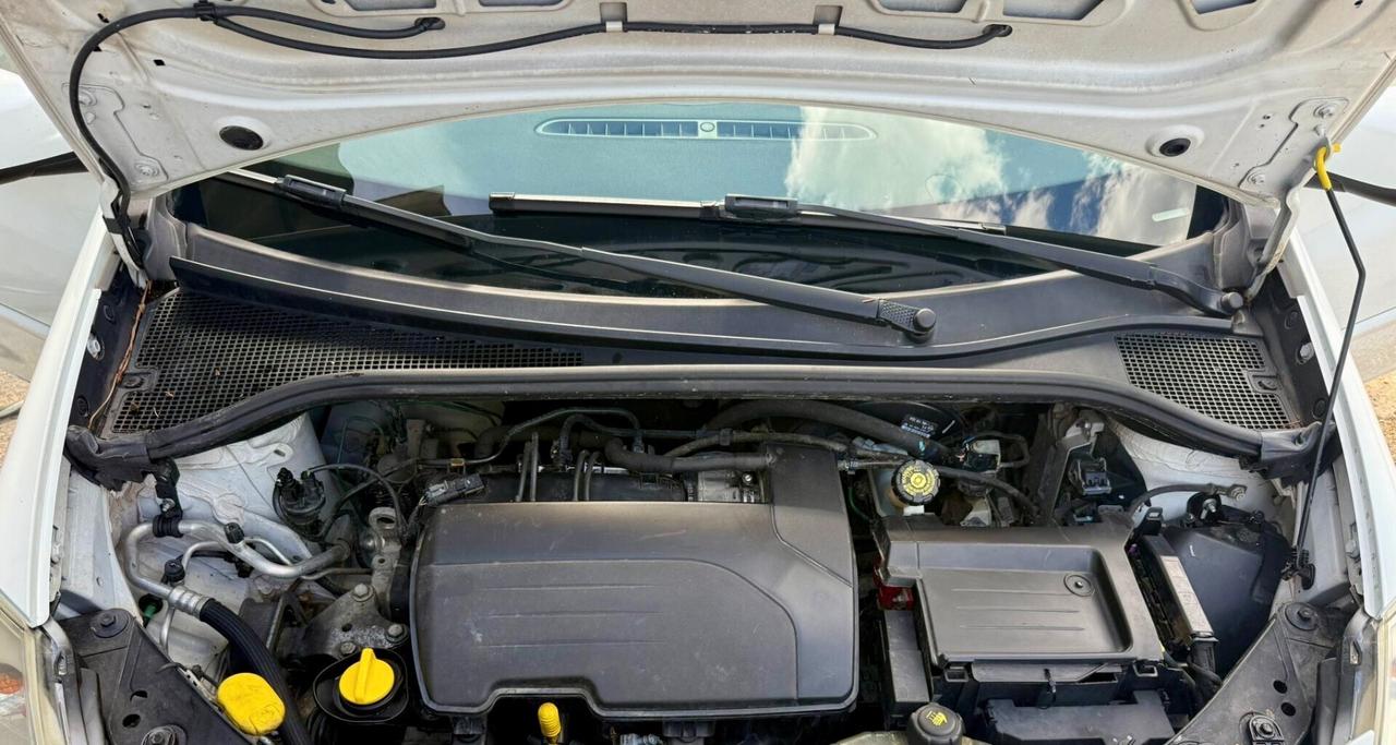 Renault Clio 1.2 GPL 5porte neopatentati uniproprietario