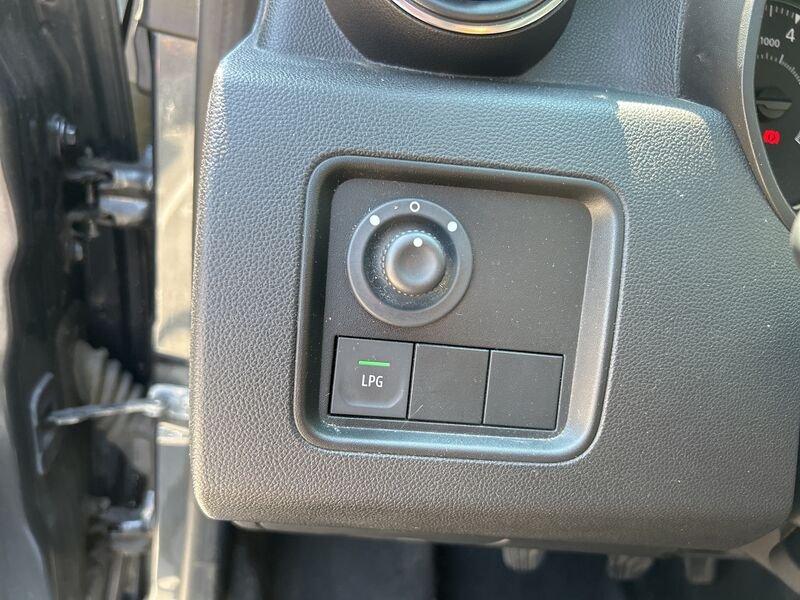 Dacia Duster II 2021 1.0 tce Comfort Gpl 4x2 100cv