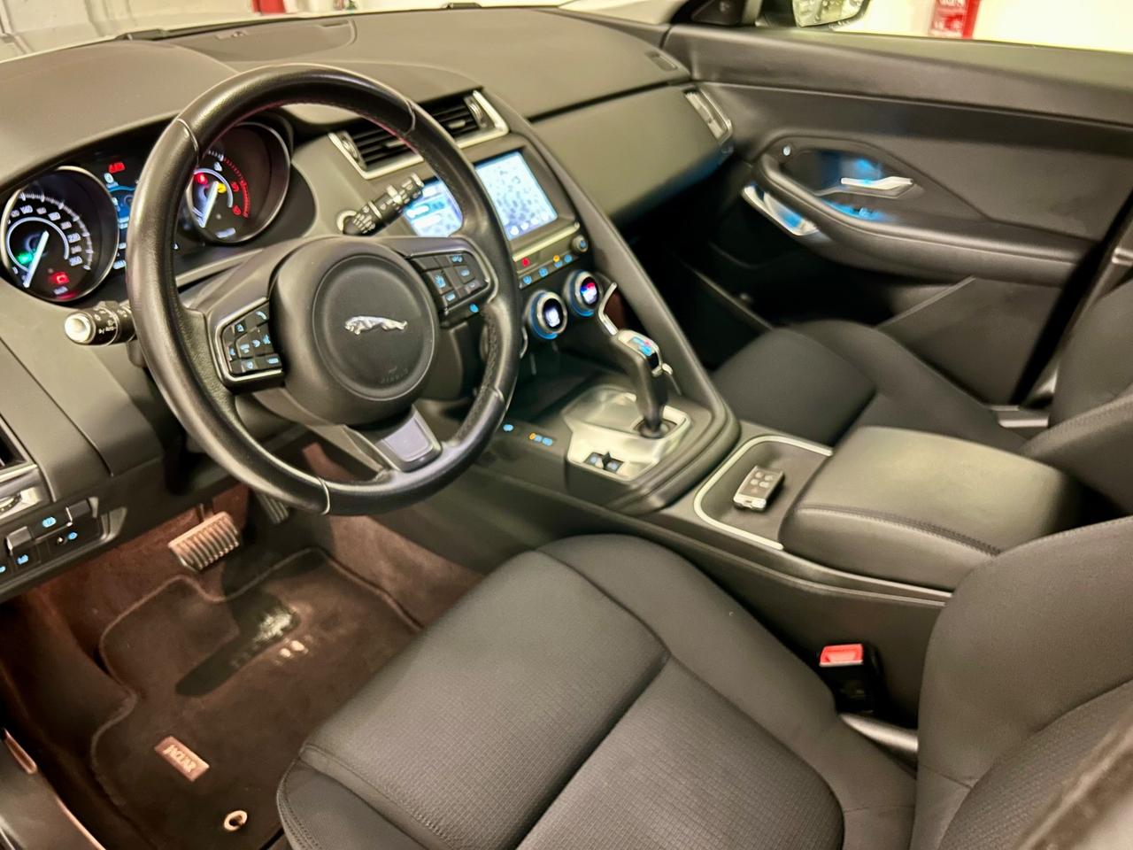 Jaguar E-Pace 2.0D 180 CV AWD aut. First Edition