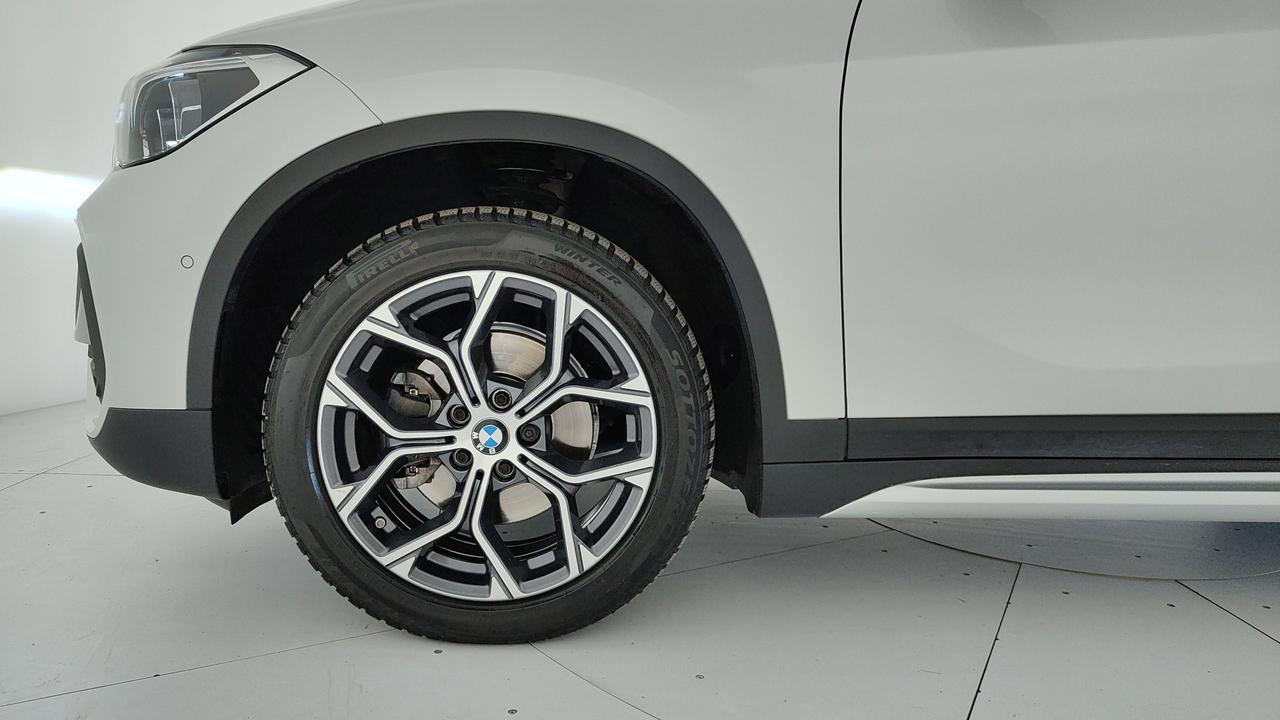 BMW X1 F48 2019 - X1 xdrive18d xLine auto
