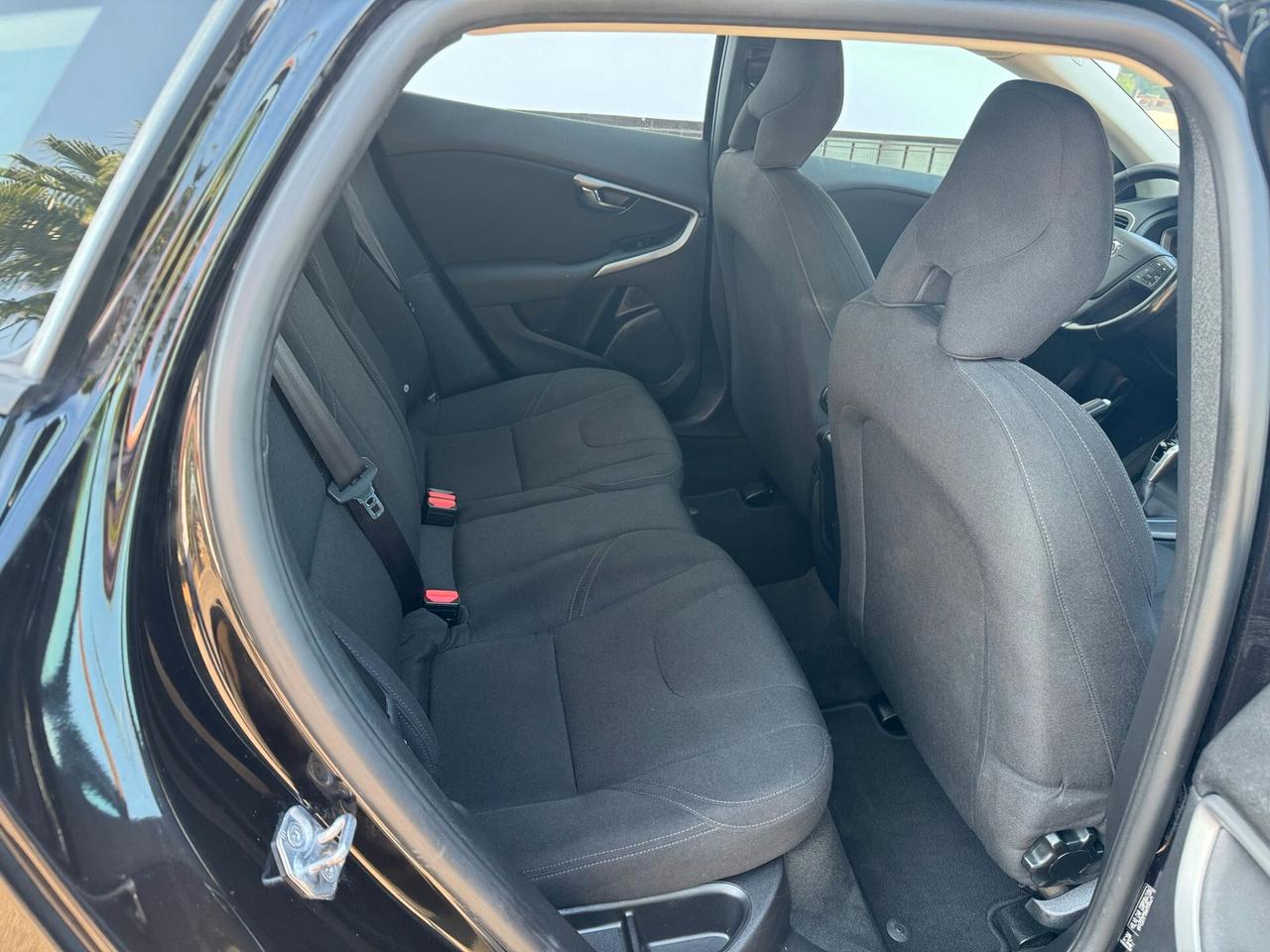 Volvo V40 D2