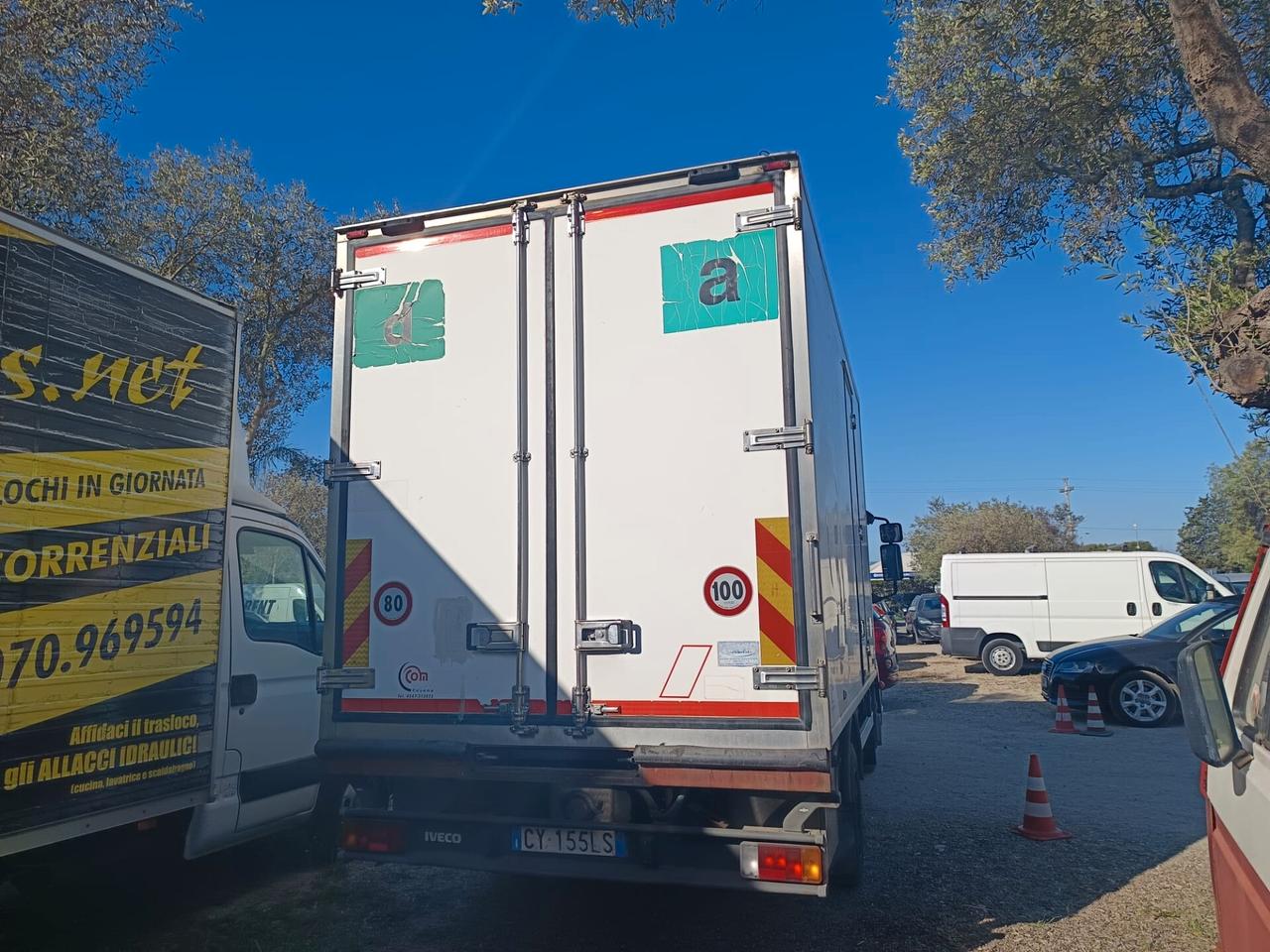 Iveco isotermico con gruppo frigorifero 2005 - 3.9 diesel Lb automobili