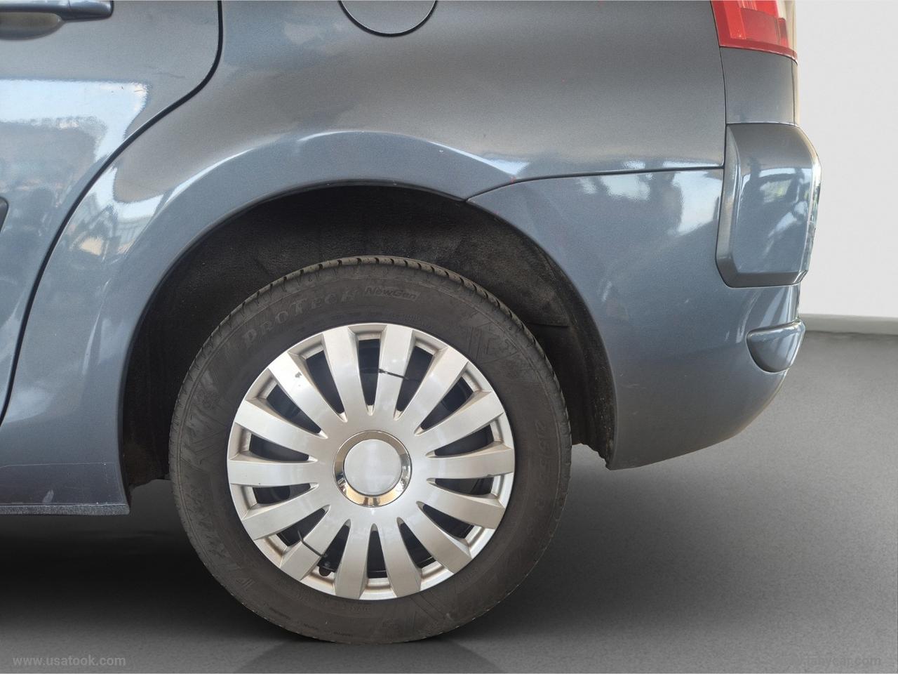 CITROEN C4 Grand Picasso 1.8 Elegance 7 POSTI