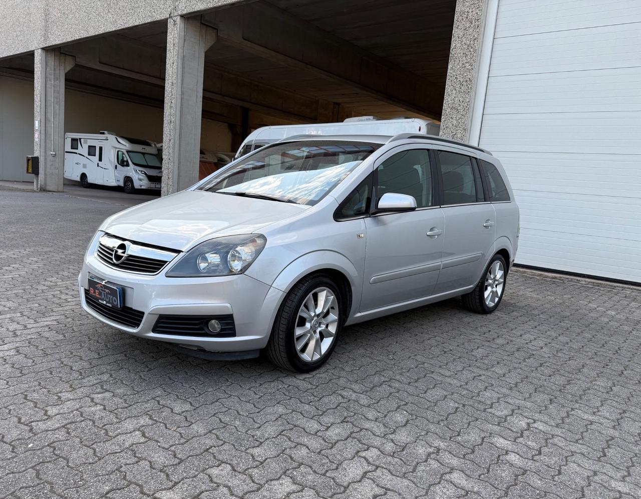 Opel Zafira 1.9 CDTI 120CV Enjoy