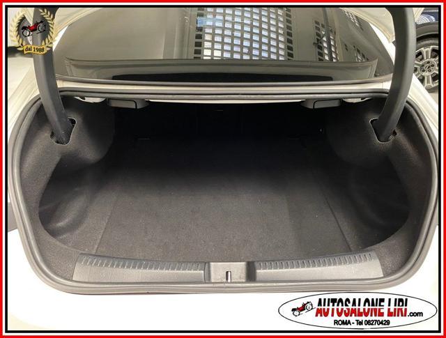 MERCEDES-BENZ CLA 180 d Automatic Premium
