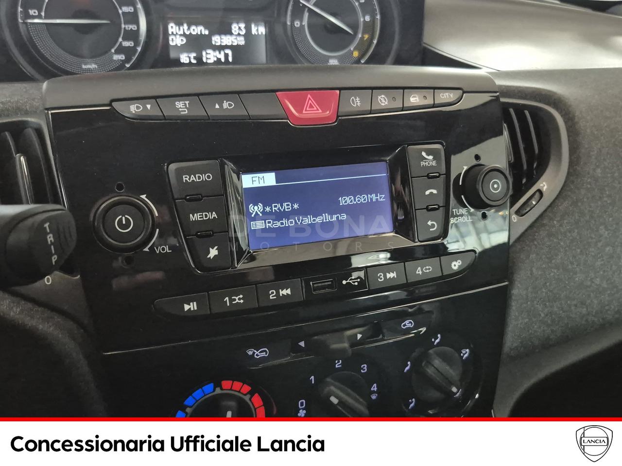 Lancia Ypsilon 1.0 firefly hybrid gold s&s 70cv