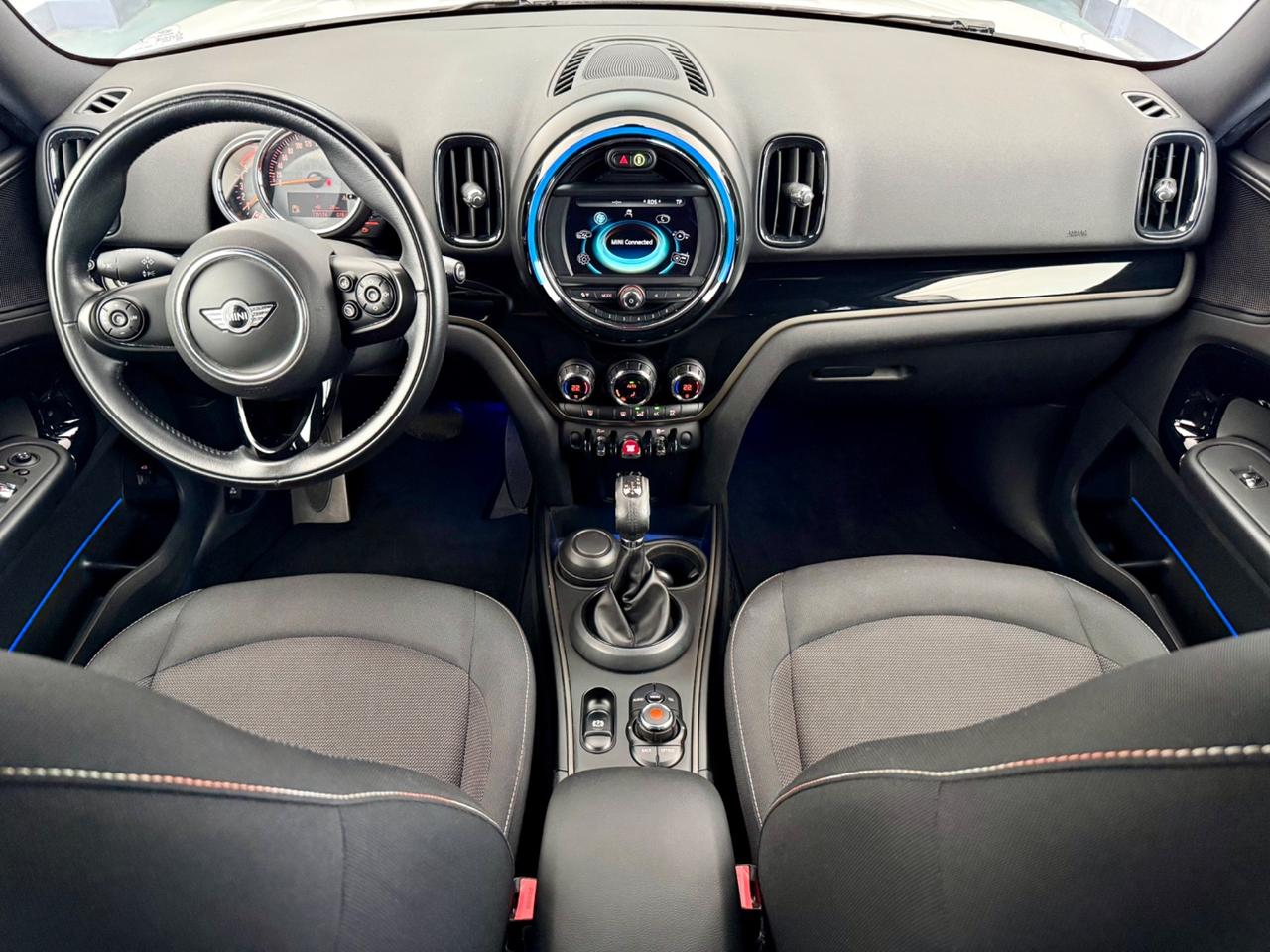 Mini Cooper D Countryman 2.0 Hype